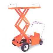 Self Propelled Lift (Automotrice Ascenseur)