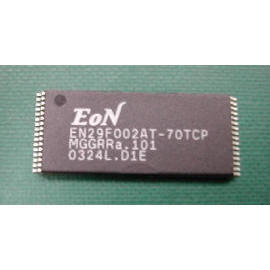 2Mb 5V Flash memory (2Mb 5V mémoire Flash)