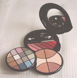 Make Up Kit (Макияж Kit)