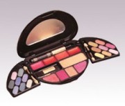 Make Up Kit (Макияж Kit)