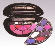 Make Up Kit (Макияж Kit)