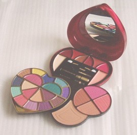 Make Up Kit (Макияж Kit)