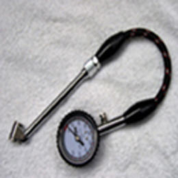 Tire pressure Gauge (Manomètre pour pneus)