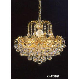 Lighting: Crystal Light / Chandelier (Éclairage: Crystal Light / Lustre)