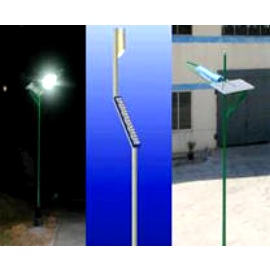 Solar energy garden/street light (L`énergie solaire de jardin / lampadaire)