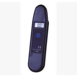 Digital tire pressure gauge (Digital tire pressure gauge)