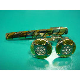 Cufflinks and tie bar (Boutons de manchette et barre de liaison)