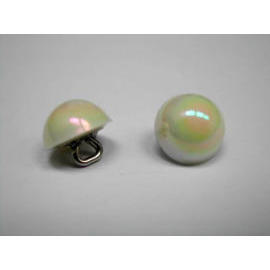 Half Mother Pearl Button (Demi-Nacre Bouton)