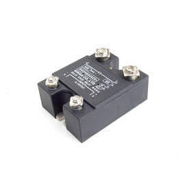 Single-phase AC TRIAC output SSR (Однофазный переменный TRIAC выходной ССР)