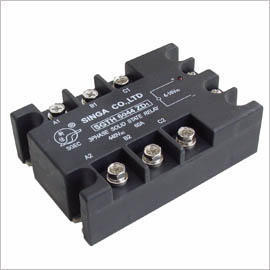 SGT series 10 to 40 Amps Three Phase SSR (SGT-Serie von 10 bis 40 Ampere Drei Phase SSR)