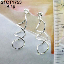 Earrings (Boucles d`oreilles)