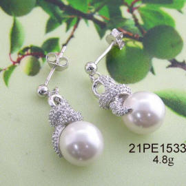 Earrings (Boucles d`oreilles)