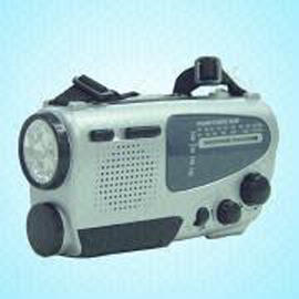 Dynamo FM/AM Radio & Flashlight ("Динамо" FM / AM Radio & Фонарик)