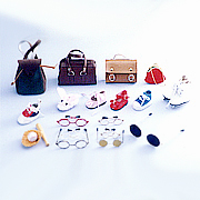 Doll - doll`s shoes, doll,s glasses, doll`s bags, doll`s stander (Doll - chaussures de poupée, poupée, s lunettes, sacs de poupée, poupée Stan)