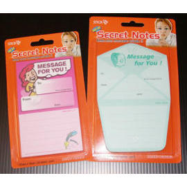 Secret Notes -- Repositionable self-adhesive notes. (Secret Notes - self-notes repositionnables adhésif.)