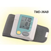 Sphygmomanometers/blood pressure monitors