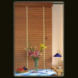 Wooden Venetian Blind (Les persiennes en bois)