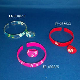 BRACELET & RING / KB-098633 und KB-098635 und KB-098640 (BRACELET & RING / KB-098633 und KB-098635 und KB-098640)