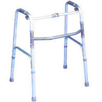 RECIPROCAL FOLDING WALKERS (RÉCIPROQUE PLIANTS TROTTEURS)