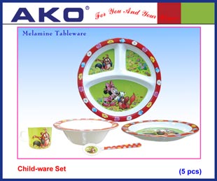 Baby Dinnerware .. Plate,Bowl,Cup,Spoon, (Baby Dinnerware   Тарелка, миска, кубок, ложки,)