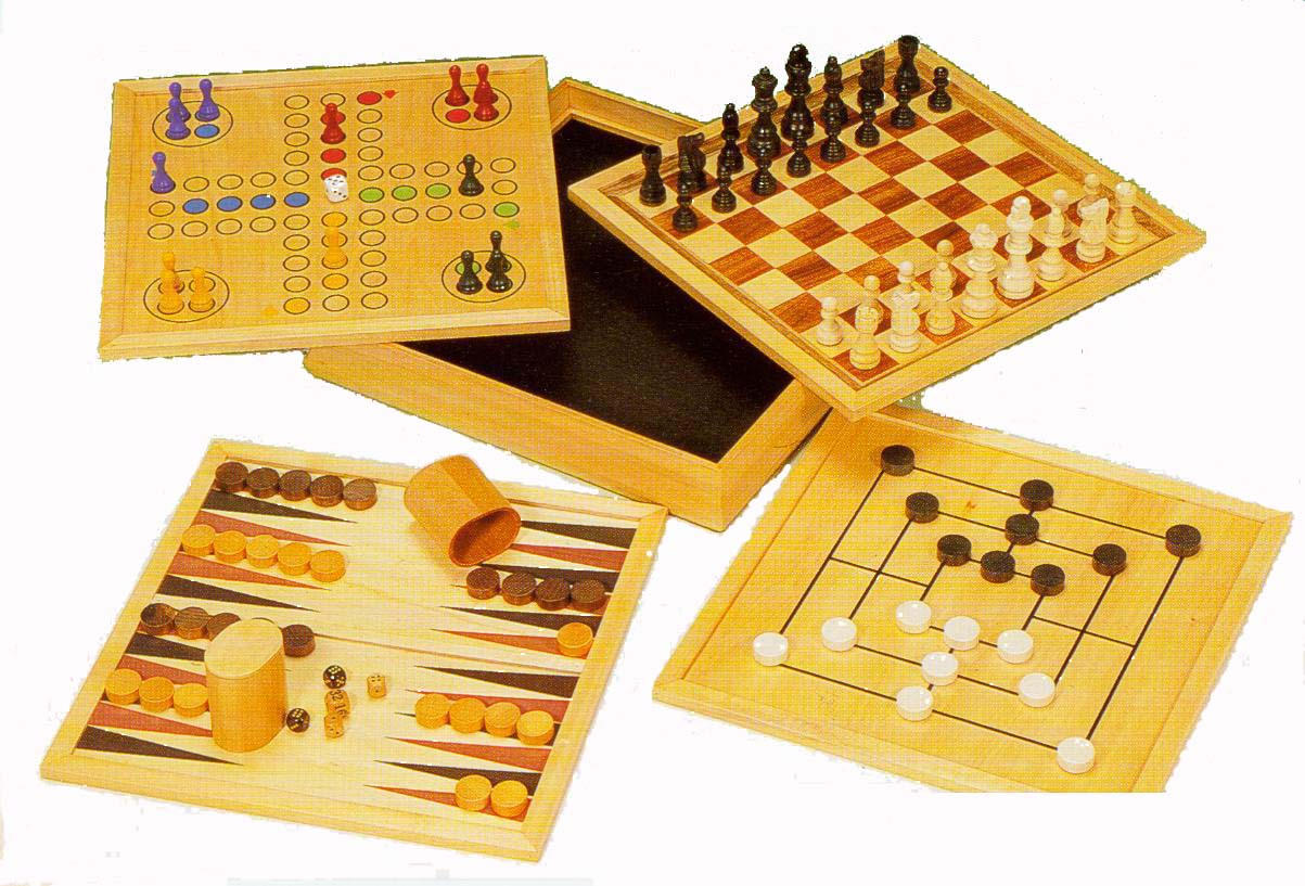 5-in-1 wooden game set (5-in-1 wooden game set)