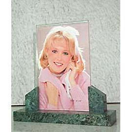 4`` x 6`` Photo frame/marble base (4``x 6``Cadre Photo / socle de marbre)