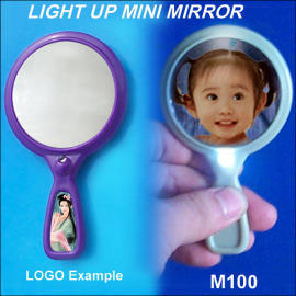 LIGHT UP MINI MIRROR (LIGHT UP MINI MIROIR)