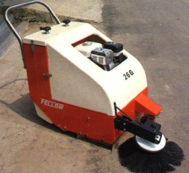 Vacuum sweeper (Вакуумная подметальная машина)