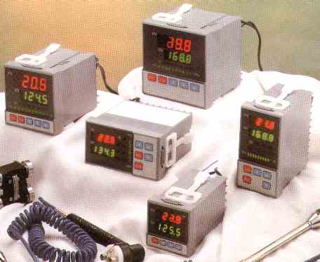 Microprocessor temperature controller