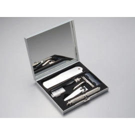 TRAVEL RAZOR SET (TRAVEL RAZOR SET)