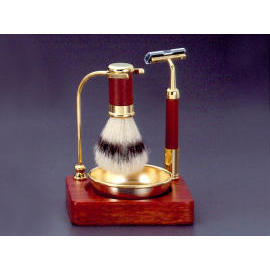 SHAVING SET (SET DE RASAGE)