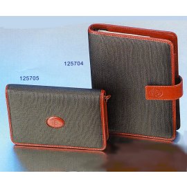 Leather Wallet (Leather Wallet)