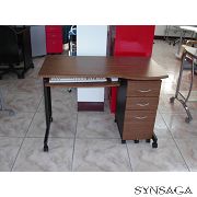 Computer Desk (Компьютерный стол)