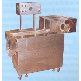 MEATS CATTING MACHINE (MEATS CATTING MACHINE)