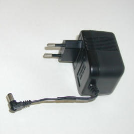 AC adapter, Linear, Euro plug (AC adapter, Linear, Euro plug)