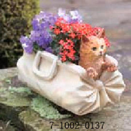 CAT IN A BAG PLANTER (CAT dans un pot BAG)