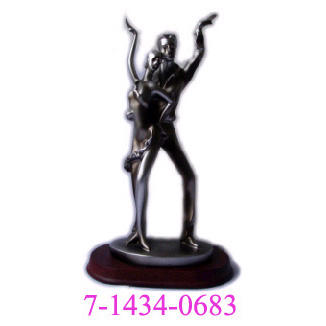 SILVER FIGURINE (SILVER FIGURINE)