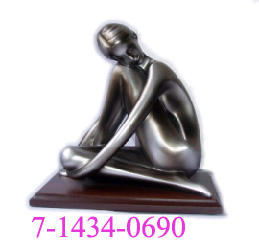 SILVER FIGURINE (ARGENT FIGURINE)