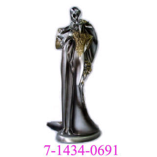 SILVER FIGURINE (ARGENT FIGURINE)