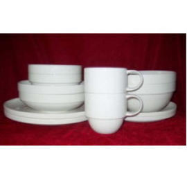 PLAIN WHITE DINNER SET (Plain White Dinner Set)