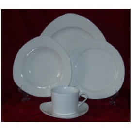 PLAIN WHITE DINNER SET (Plain White Dinner Set)