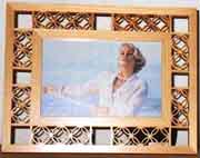 CYPRESS WOOD PHOTO FRAME (CYPRESS WOOD PHOTO FRAME)