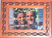 CYPRESS WOOD PHOTO FRAME (CYPRESS BOIS CADRE PHOTO)