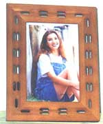 CYPRESS WOOD PHOTO FRAME (CYPRESS WOOD PHOTO FRAME)