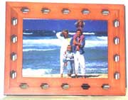 CYPRESS WOOD PHOTO FRAME (CYPRESS WOOD PHOTO FRAME)