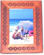 CYPRESS WOOD PHOTO FRAME (CYPRESS WOOD PHOTO FRAME)