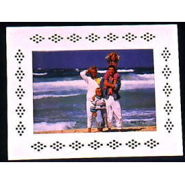 CYPRESS WOOD PHOTO FRAME (CYPRESS BOIS CADRE PHOTO)