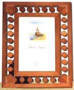 CYPRESS WOOD PHOTO FRAME (CYPRESS WOOD PHOTO FRAME)