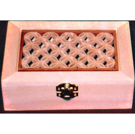 WOODEN BOX