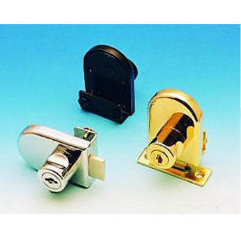 Cabinet glass door lock (Une porte d`armoire en verre de verrouillage)